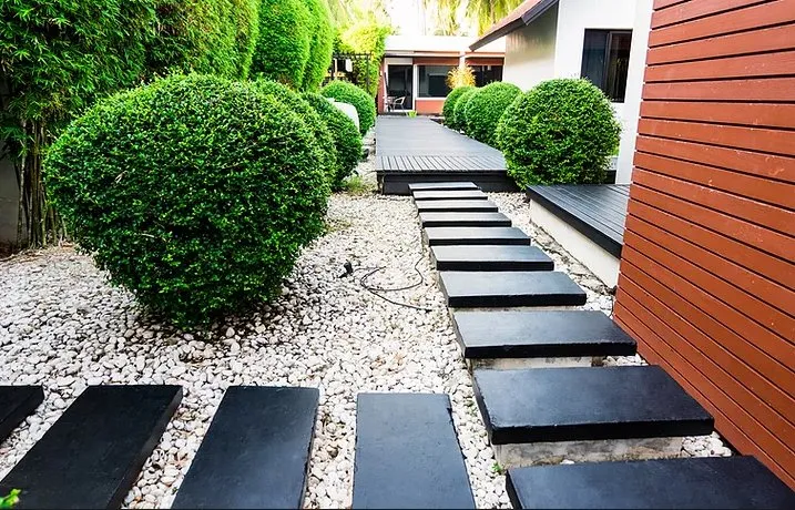 Local residential landscaping for year-round maintenance in Loris, SC by Browns Committed Landscaping