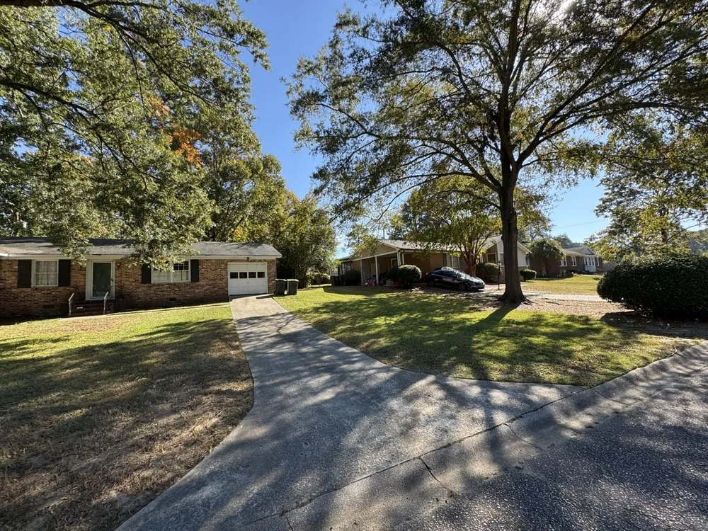 Reliable landscaping services for homes across Columbia, SC - Browns Lawn Care And Landscaping