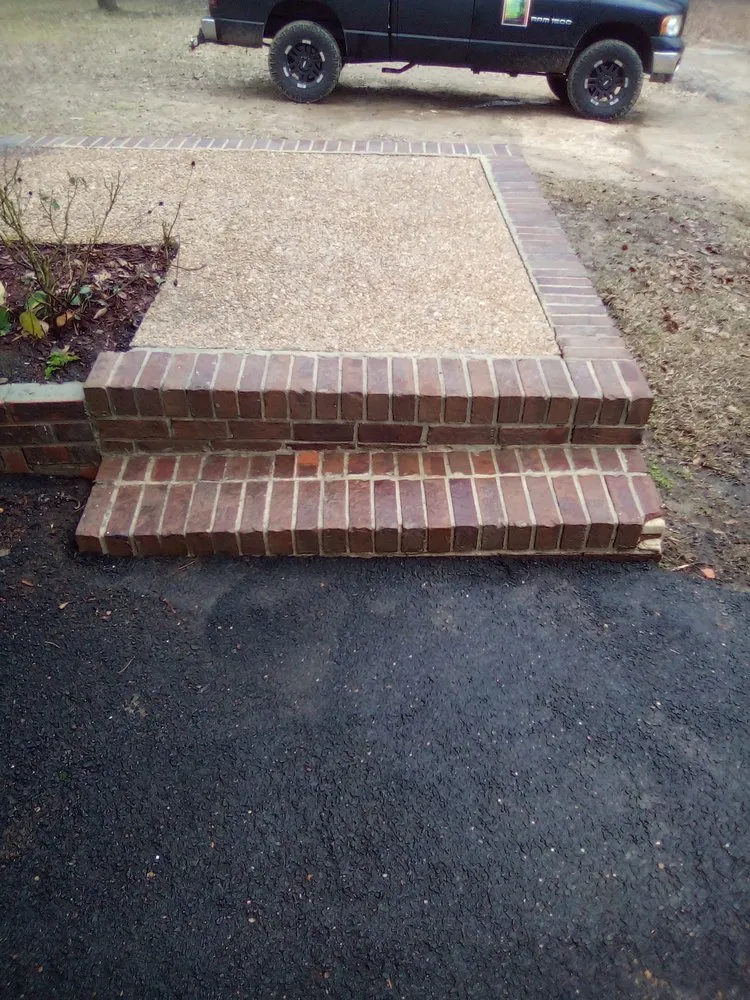 Custom landscaping services with custom design across Mount Olive, MS - Browns Lawn Care And Pressure Washing