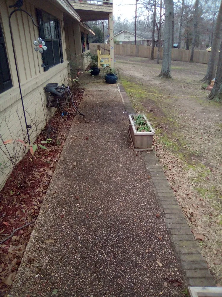 Professional landscaping services experts serving Mount Olive, MS - Browns Lawn Care And Pressure Washing