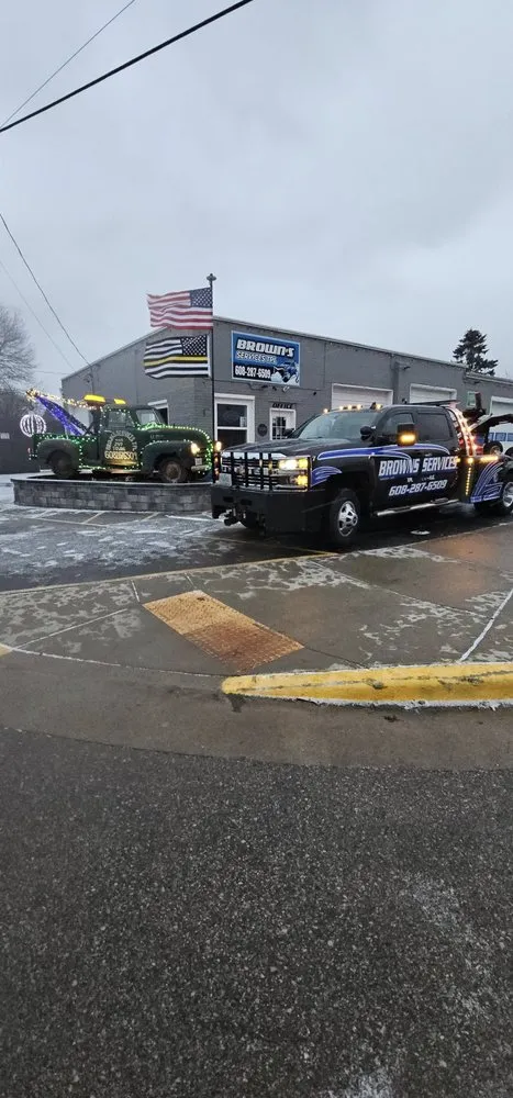 Custom yard maintenance experts serving Arlington, WI - Brown’s Services TPL