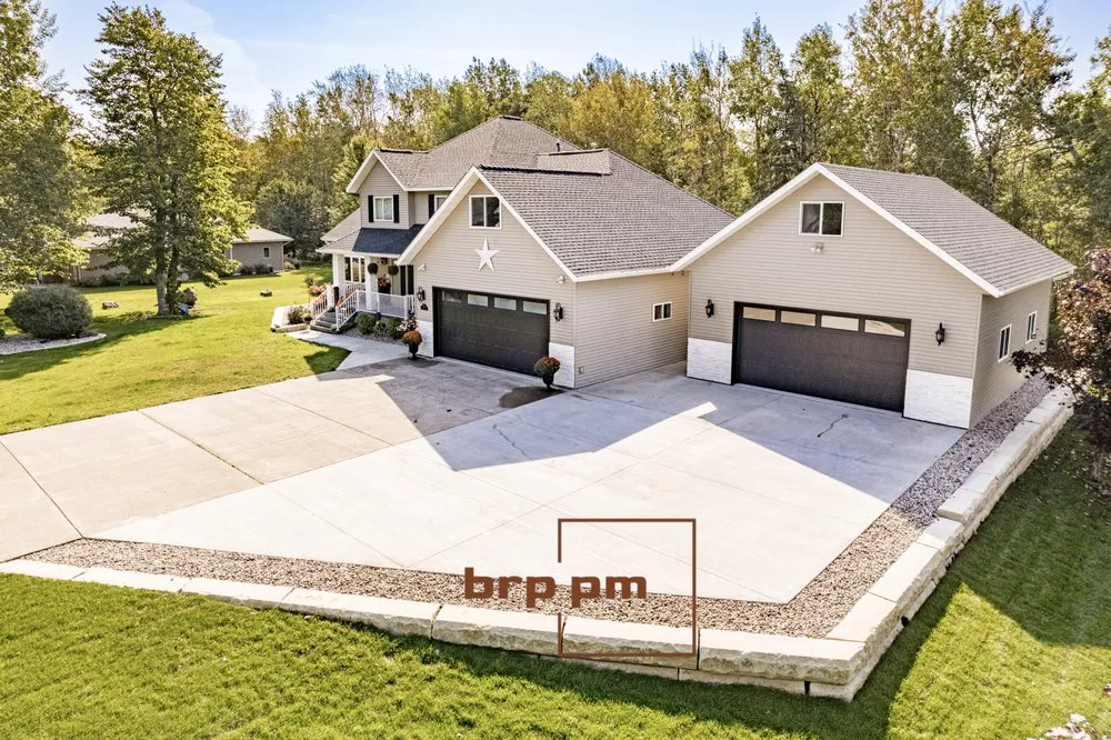 Top-rated garden landscaping with custom design across Duluth, MN - BRPPM Paver And Stone
