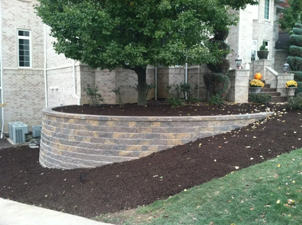 Custom landscaping services experts serving Munroe Falls, OH - B.R.'s Landscape Construction