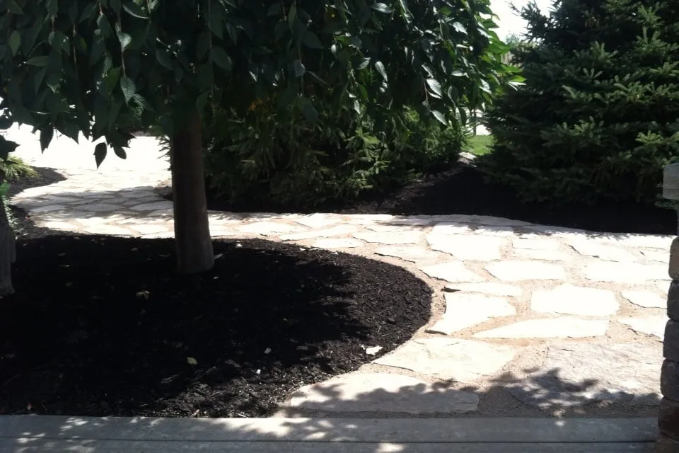 Affordable yard maintenance experts serving Munroe Falls, OH - B.R.'s Landscape Construction