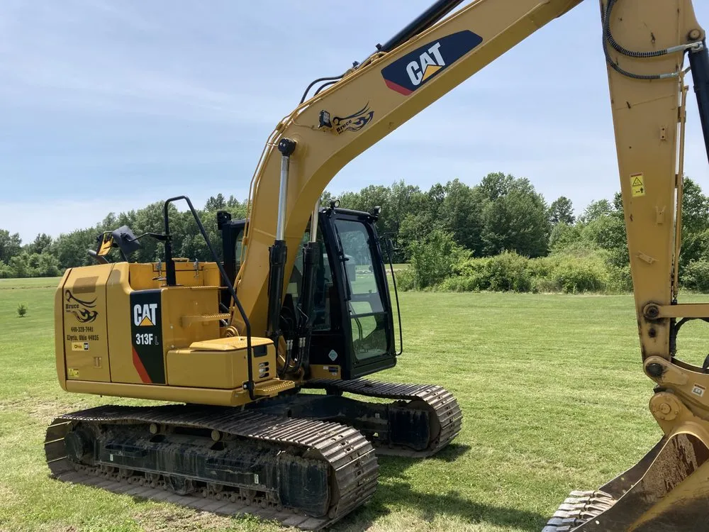 Affordable yard cleanup service in Elyria, OH - Bruce