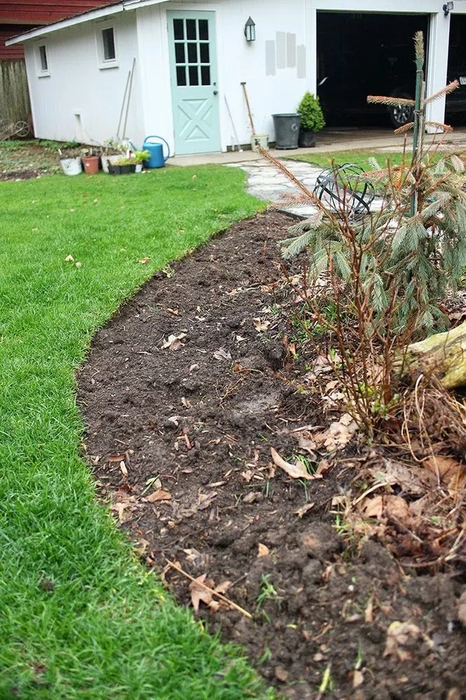 Expert lawn care service for residential properties in Forest Park, IL by Bruce Lawn Service