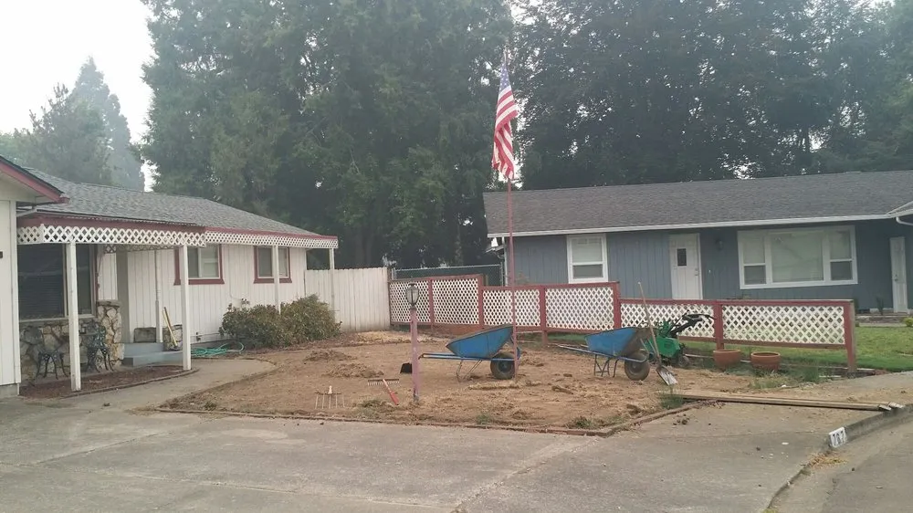 Reliable lawn care service in Springfield, OR - Bruce Ruhnow Landscape & Design, LLC