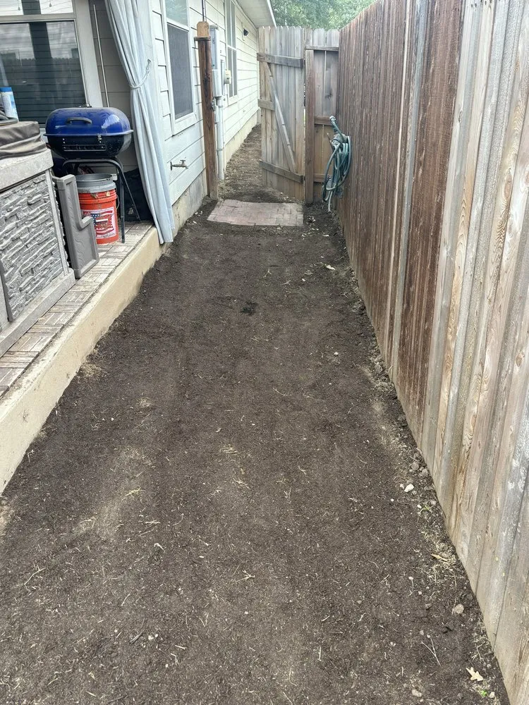 Top-rated garden landscaping for outdoor upgrades in San Antonio, TX by Brunt's Services