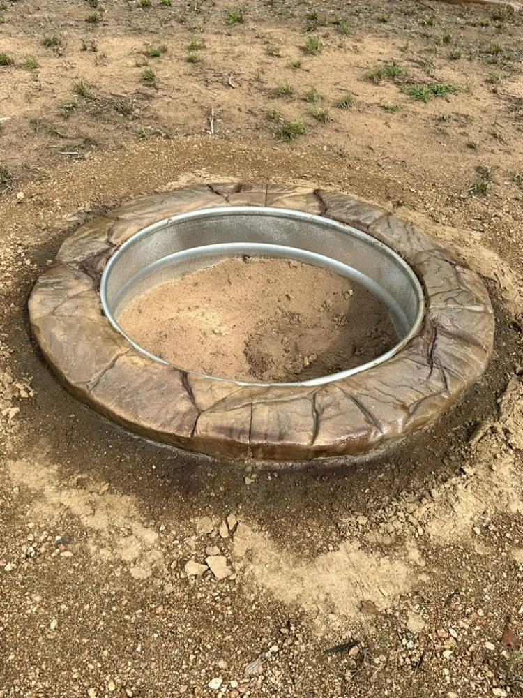 Local yard cleanup service in Pleasanton, TX - Brush Country Curbs & Borders