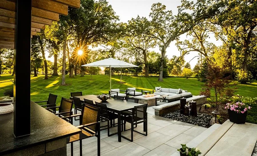 Local garden landscaping in Wheaton, IL by Bruss Landscaping