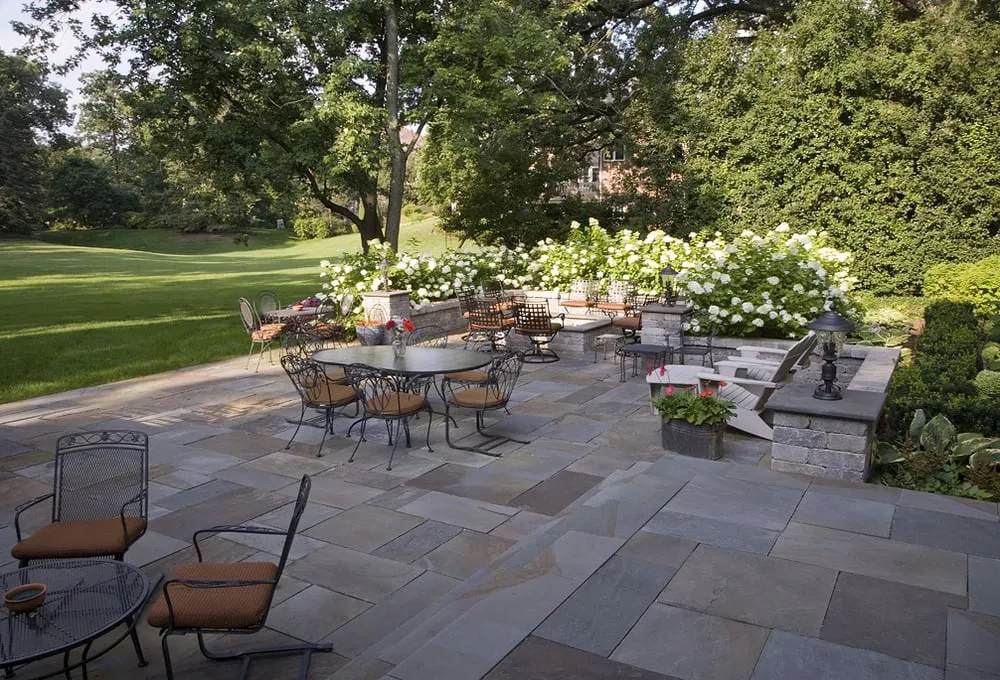 Local landscaping services experts serving Wheaton, IL - Bruss Landscaping