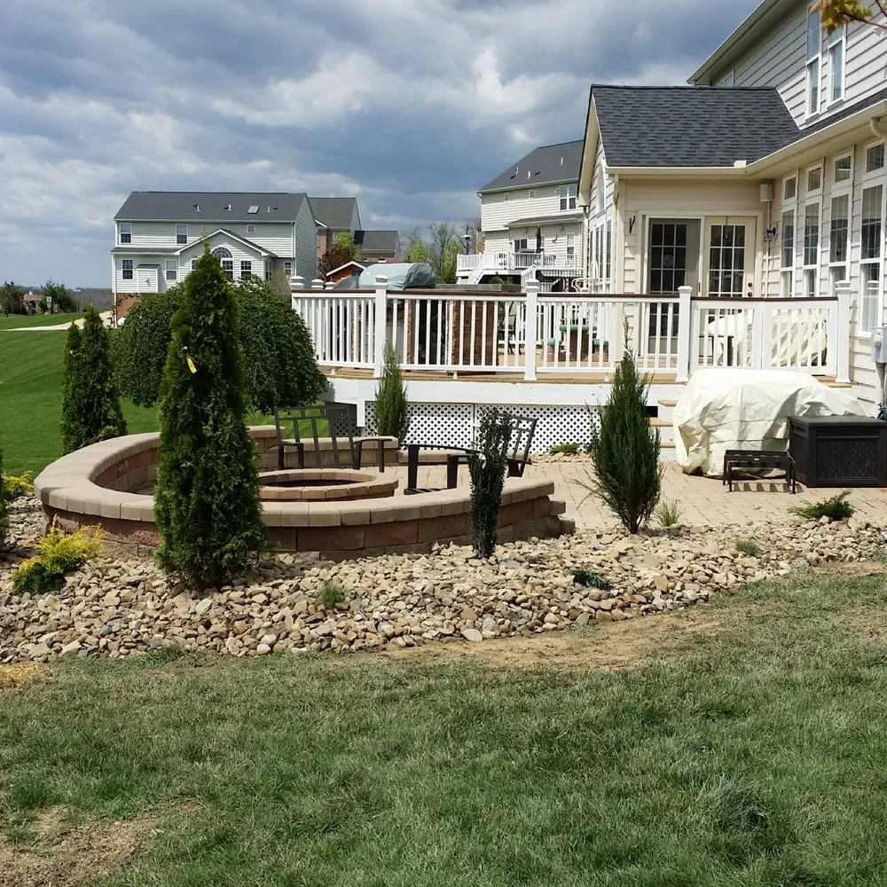 Top-rated garden landscaping with custom design in Monaca, PA by Bruzzese Landscape and Walls