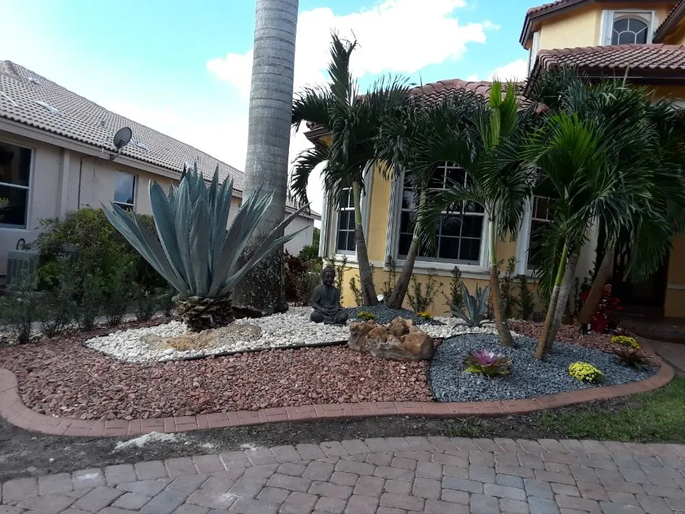 Affordable yard maintenance experts serving Fort Lauderdale, FL - Bryan Landscaping Services