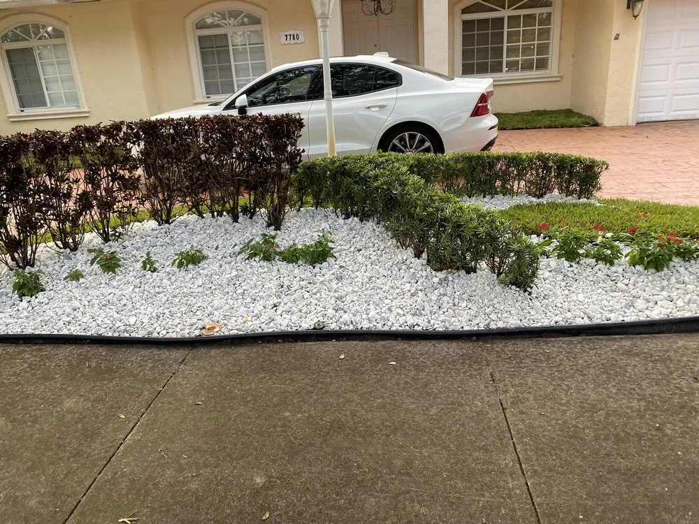 Affordable outdoor landscaping experts serving Fort Lauderdale, FL - Bryan Landscaping Services