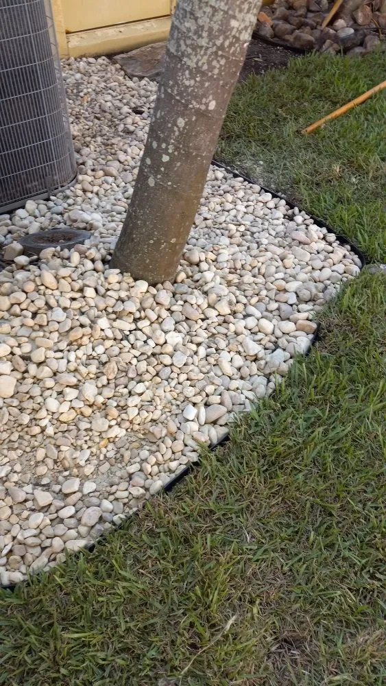 Expert lawn mowing service in Fort Lauderdale, FL - Bryan Landscaping Services