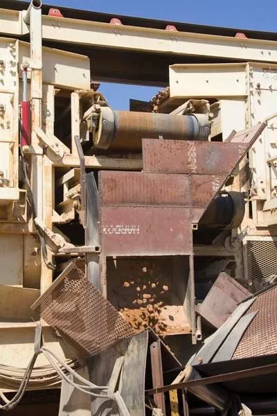 Expert yard maintenance for year-round maintenance in Shakopee, MN by Bryan Rock Products - Corporate Office