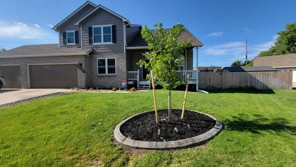 Bryan's Landscape and Concrete Logo