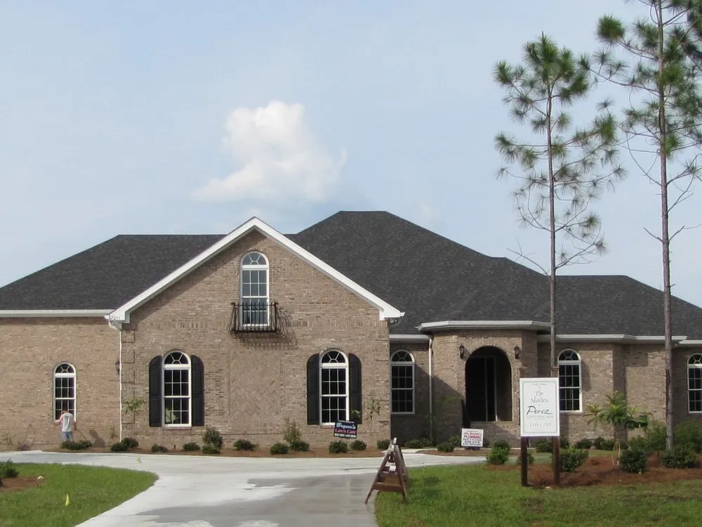 Professional yard maintenance for beautiful yards across Crawfordville, FL - Bryan's Lawn Care Service