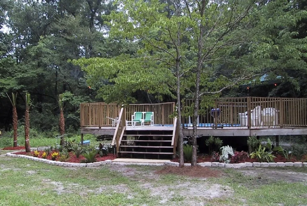 Trusted lawn care service with custom design across Crawfordville, FL - Bryan's Lawn Care Service