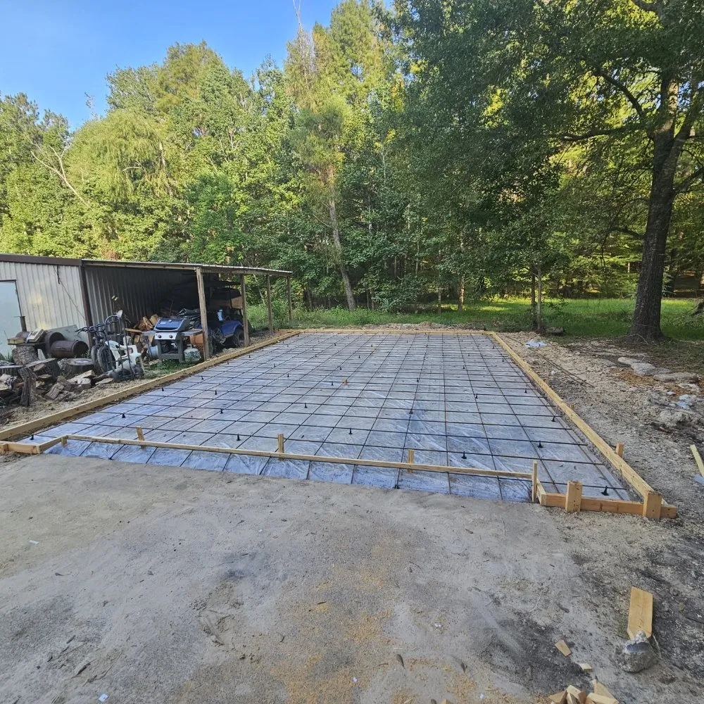 Reliable yard maintenance for homes across Huntsville, TX - Bryant land services