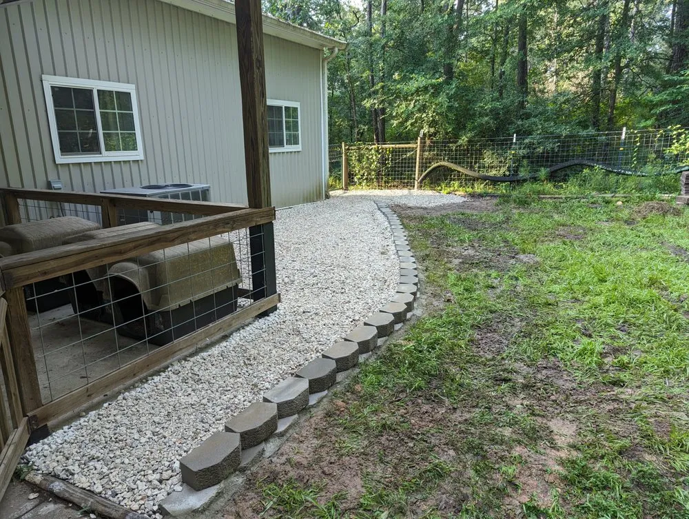 Top-rated landscape installation for outdoor upgrades in Huntsville, TX by Bryant land services