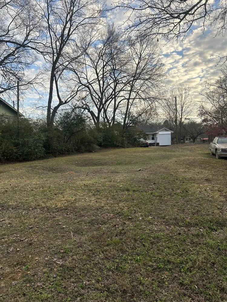 Professional garden landscaping in Birmingham, AL - Bryant Lawn Service