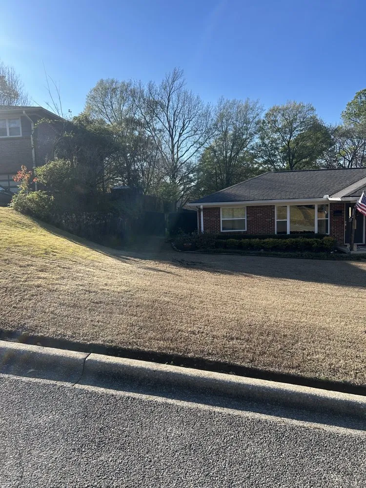 Trusted garden landscaping experts serving Birmingham, AL - Bryant Lawn Service