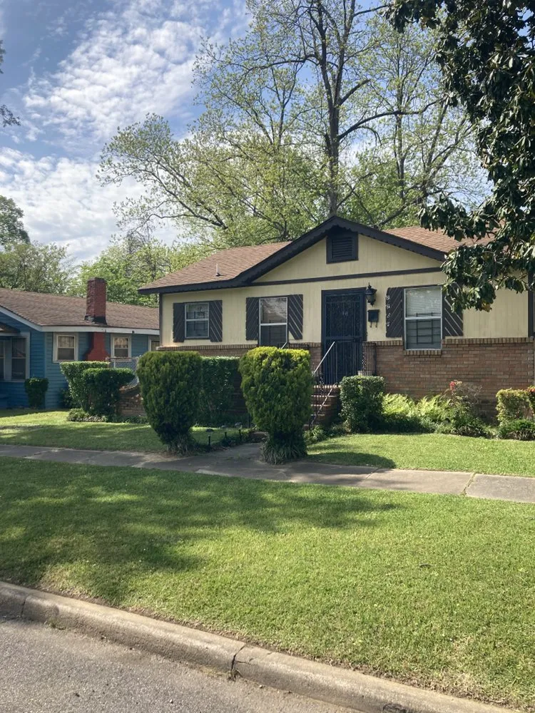 Expert yard cleanup service in Birmingham, AL - Bryant Lawn Service