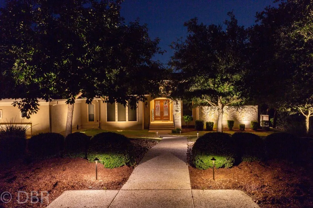 Custom outdoor landscaping in San Antonio, TX - Bryant Outdoor Lighting