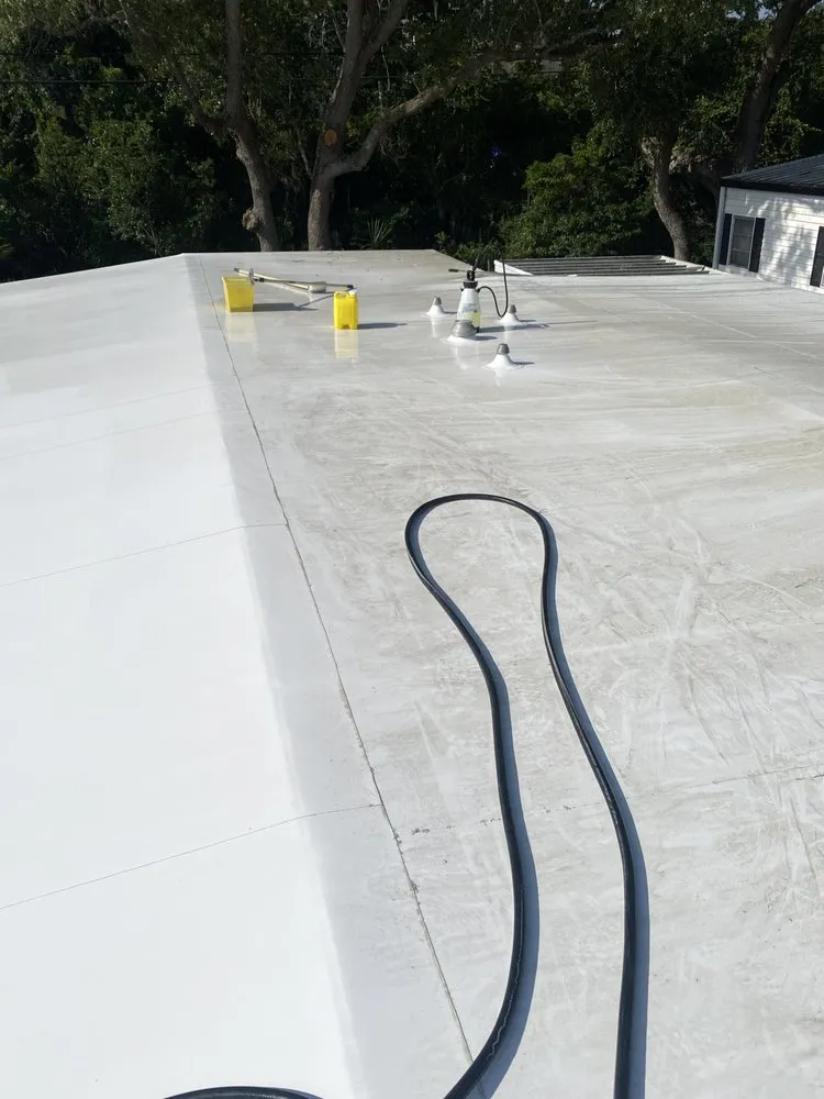 Affordable yard maintenance for year-round maintenance across Tampa Bay, FL - Bryant’s Circle