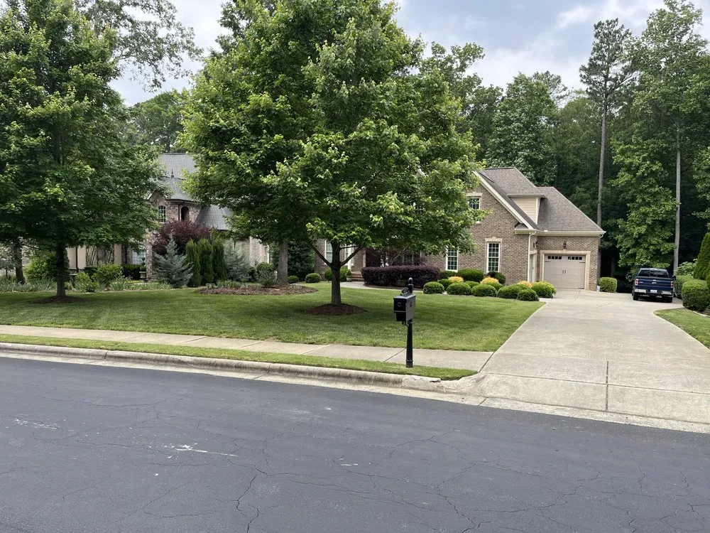 Affordable yard maintenance experts serving Pittsboro, NC - Bryant’s Landscaping