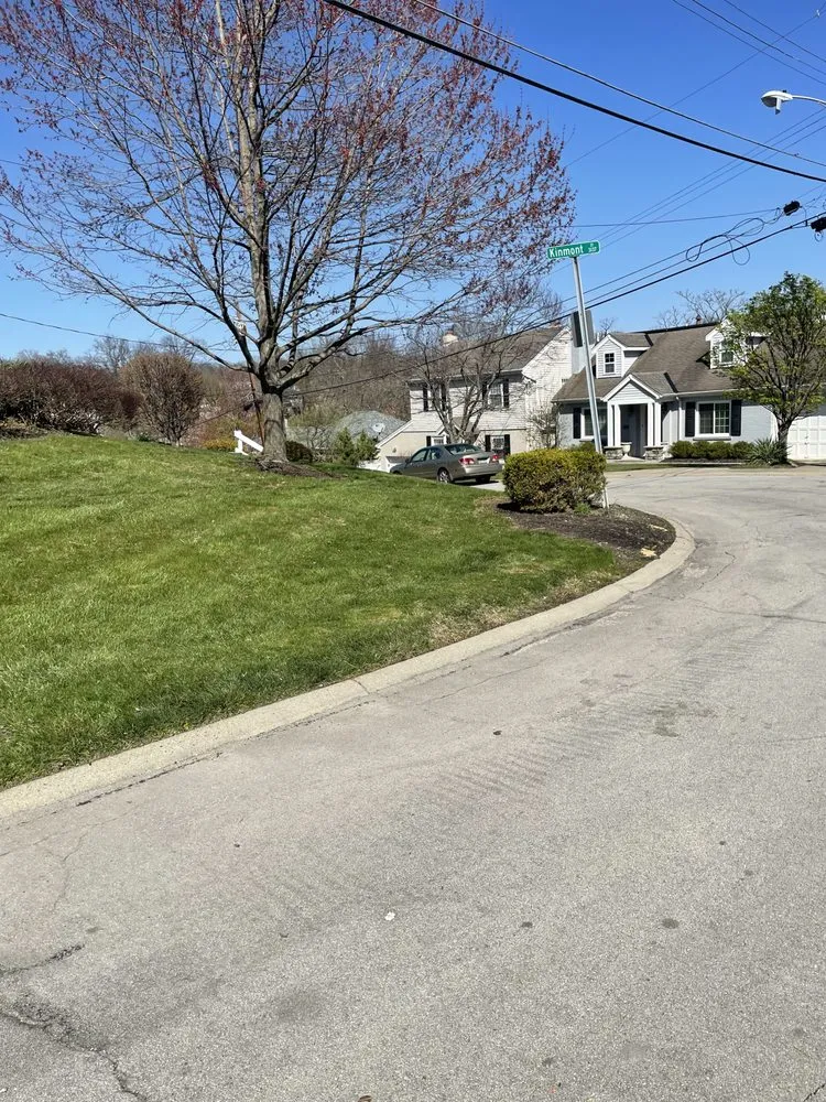 Local residential landscaping in Lawrenceburg, IN by Brysons Landscaping