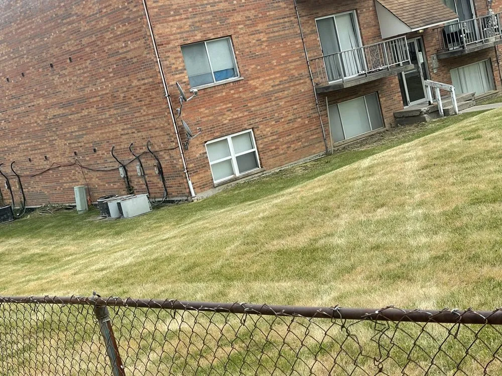 Professional lawn care service in Lawrenceburg, IN - Brysons Landscaping