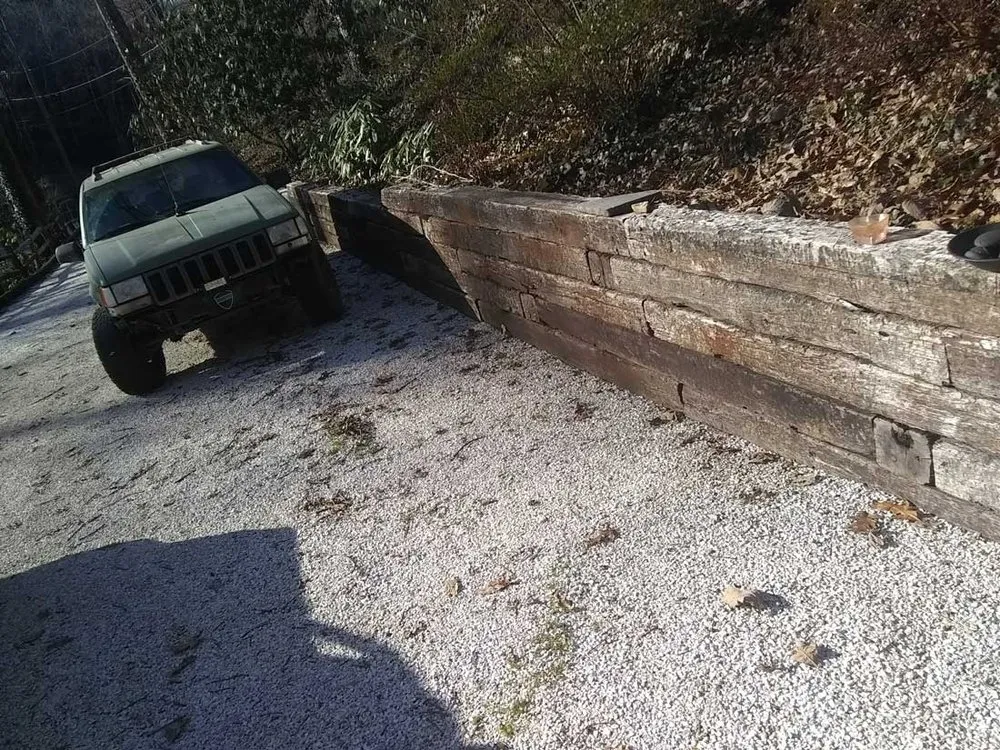 Professional yard maintenance experts serving Hendersonville, NC - B&S Hardscaping