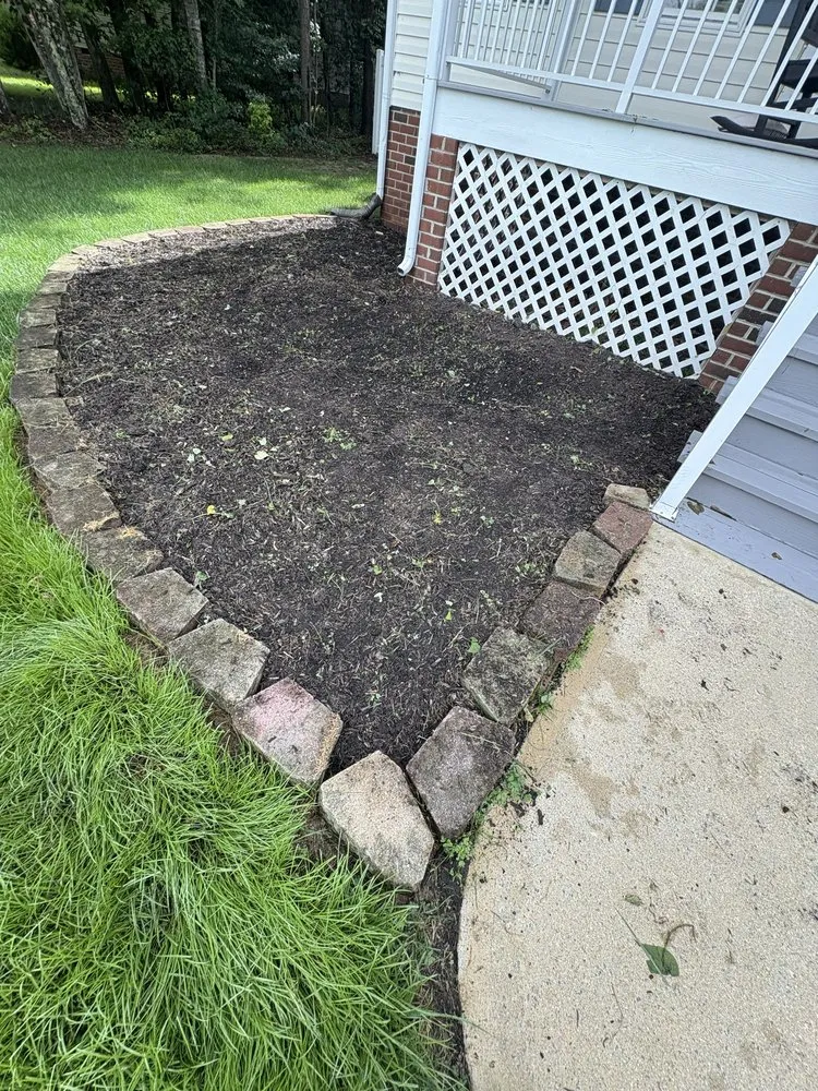 Trusted yard maintenance in Powhatan, VA by B’s Junk Removal And Lawn Services