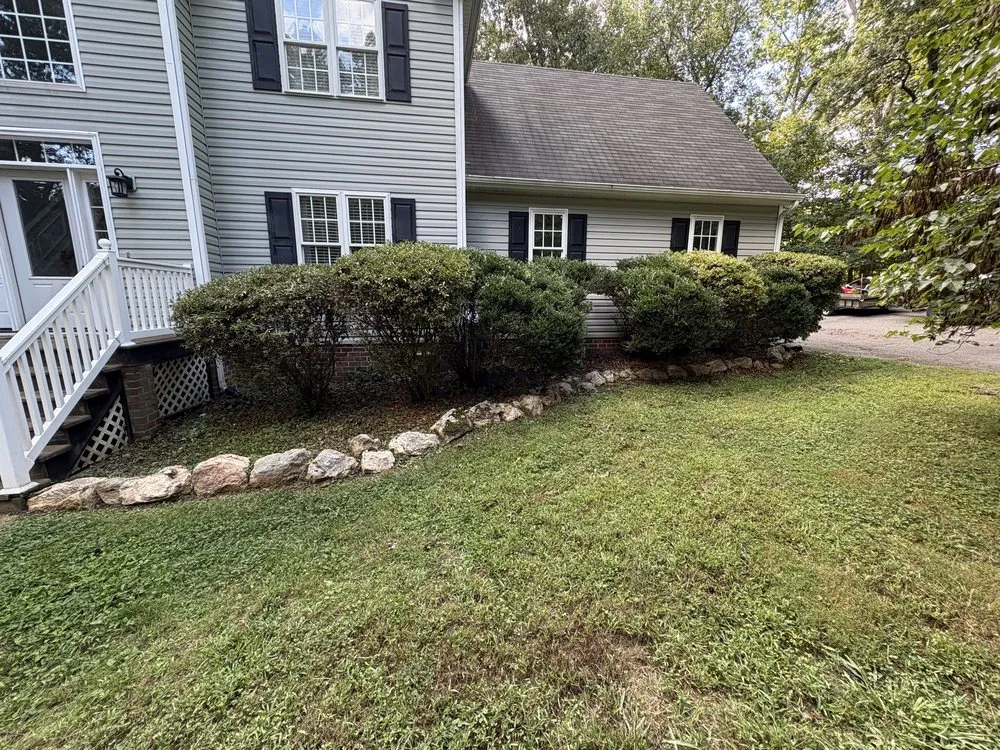 Custom garden landscaping experts serving Powhatan, VA - B’s Junk Removal And Lawn Services