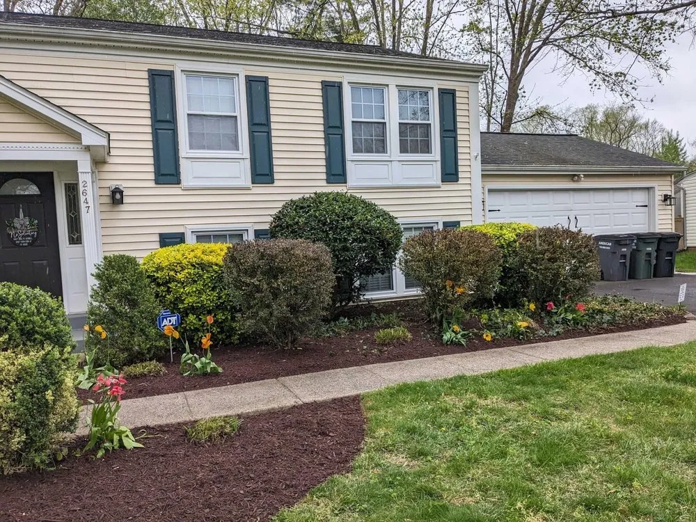 Custom yard maintenance experts serving Wisner, NE - B&S Landscaping And Masonry