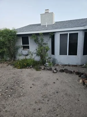 B's Landscaping Services Logo