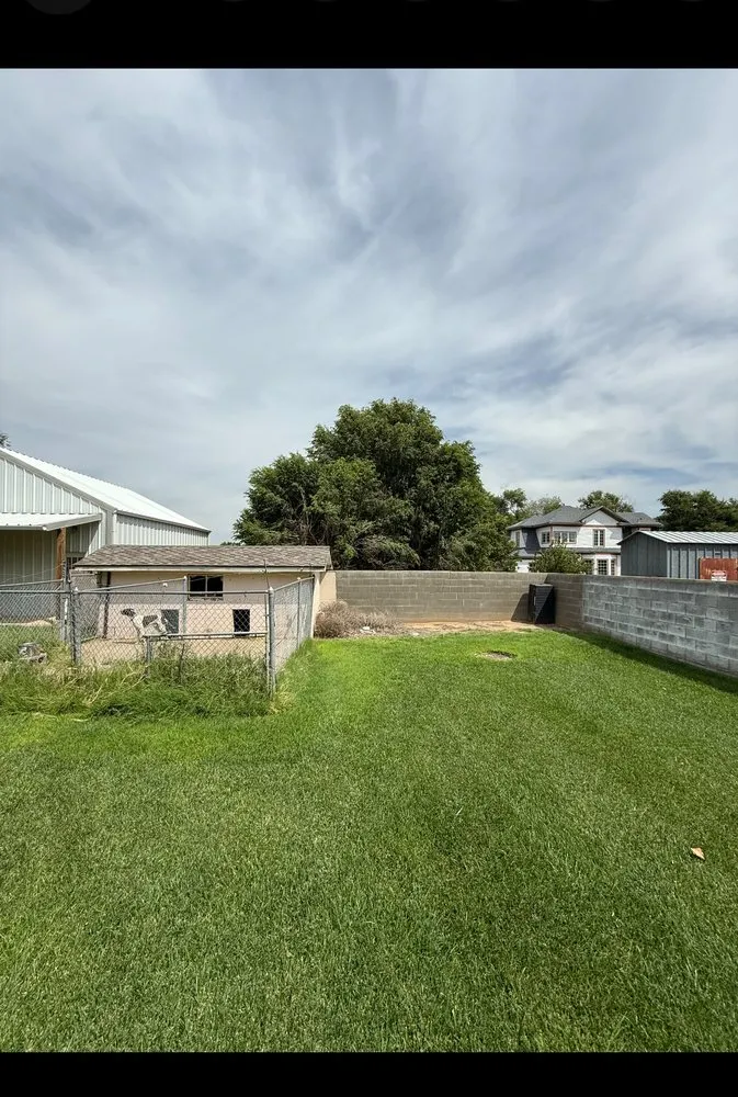 Local yard maintenance in Guymon, OK by B&S Lawn and Tree