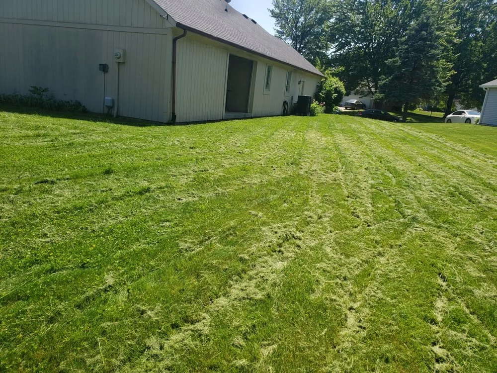 Expert yard maintenance in Brownsburg, IN by B.S. Lawn Care