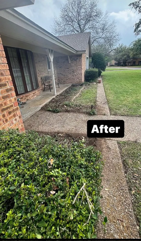 Top-rated landscape design in Cleburne, TX by B's Lawn Care