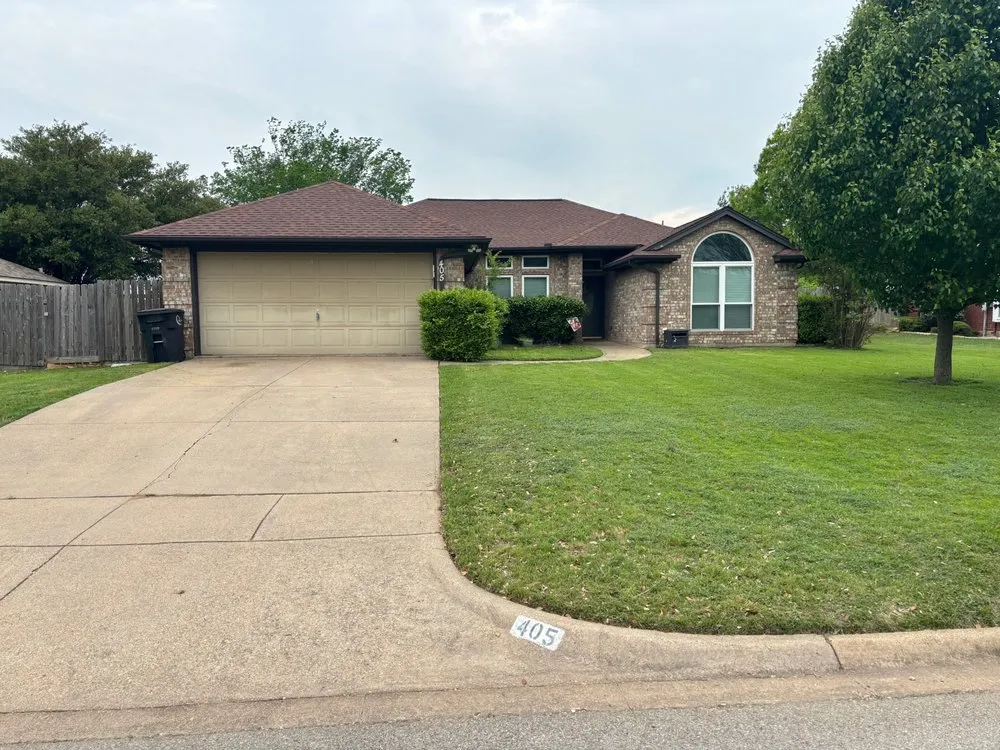 Custom residential landscaping for homes across Cleburne, TX - B's Lawn Care