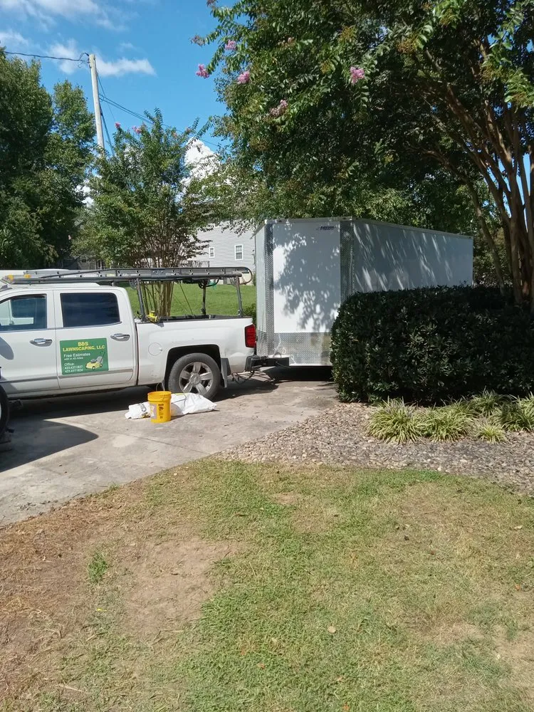 Custom garden landscaping in Jacksboro, TN - B&S Lawnscaping