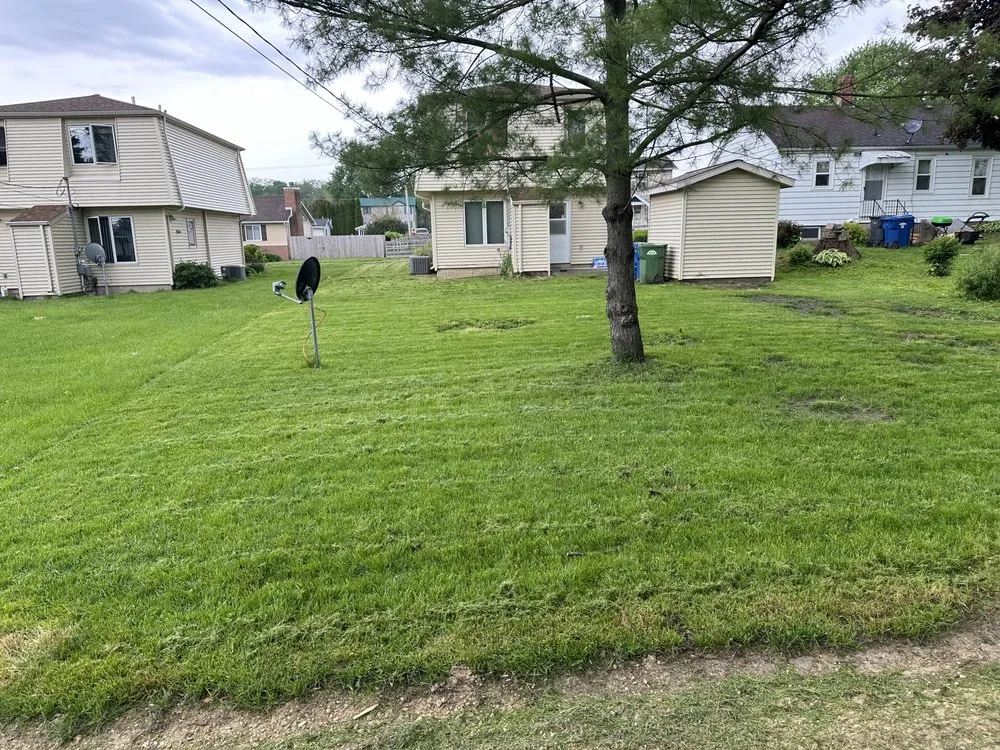 Affordable garden landscaping in Clinton, IA - B’s mowing