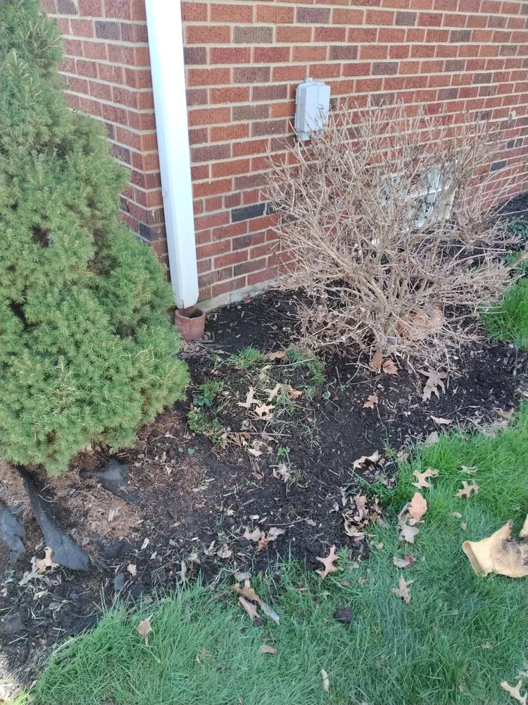Custom garden landscaping with custom design in Cuyahoga Falls, OH by B's Small Engine Repairs Landscaping & Light Power Washing