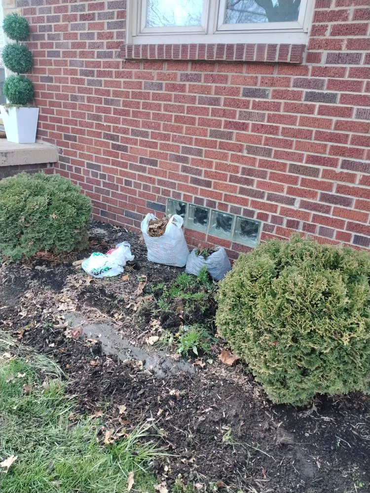 Custom yard maintenance near you in Cuyahoga Falls, OH by B's Small Engine Repairs Landscaping & Light Power Washing