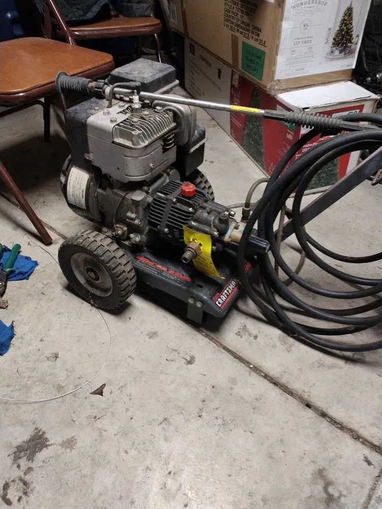 Local landscape design experts serving Cuyahoga Falls, OH - B's Small Engine Repairs Landscaping & Light Power Washing