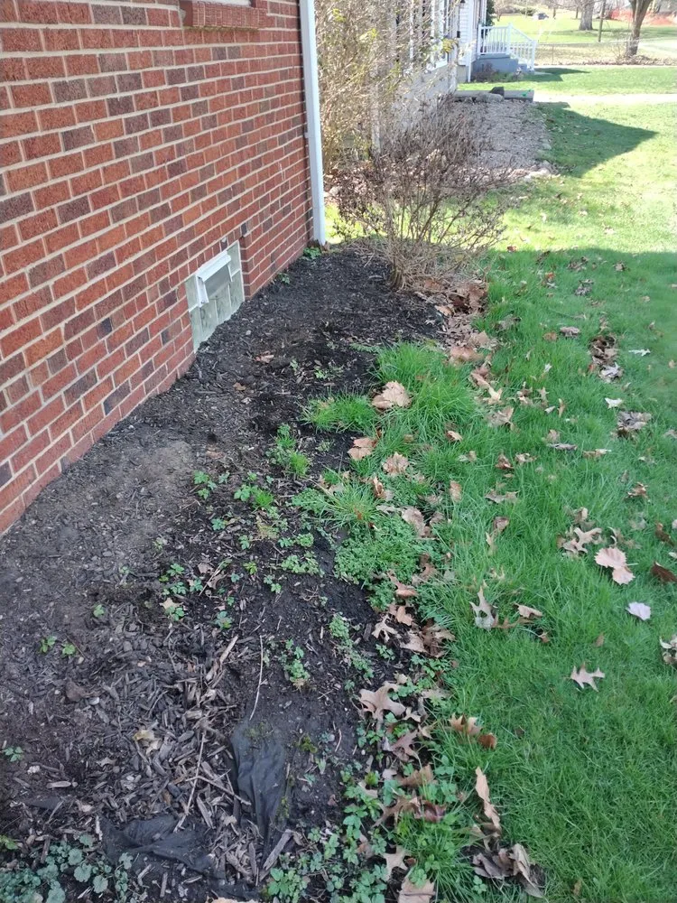 Affordable landscape installation in Cuyahoga Falls, OH - B's Small Engine Repairs Landscaping & Light Power Washing