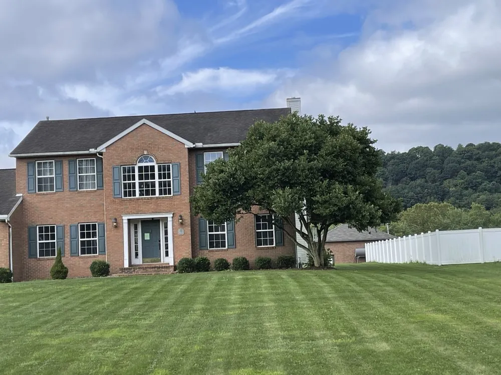 Reliable lawn care service with custom design across Philo, OH - B’s Trees