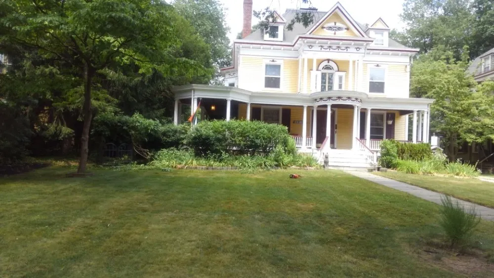 Custom lawn care service near you in Plainfield, NJ by BSE Property Maintenance